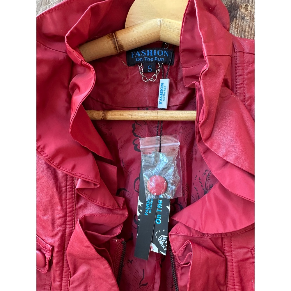 Red Ruffle Faux Leather Jacket Small Moto Biker Cropped Fashion On The Run - Picture 2 of 14